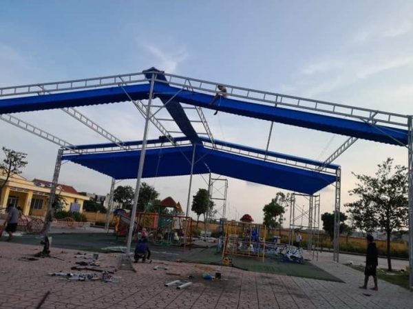 Đơn vị nào thi công lắp đặt mái che tự động Hà Nội uy tín?