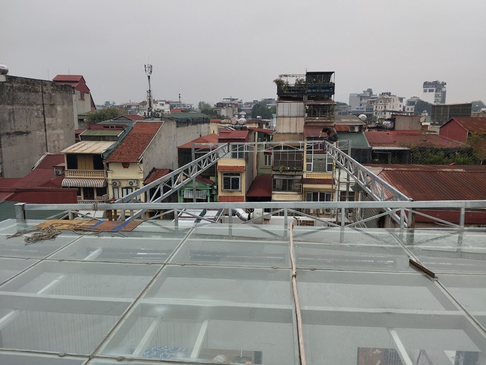 Thi công trọn gói lắp đặt mái bạt xếp lượn sóng mẫu đẹp 2 Thi công trọn gói lắp đặt mái bạt xếp lượn sóng mẫu đẹp