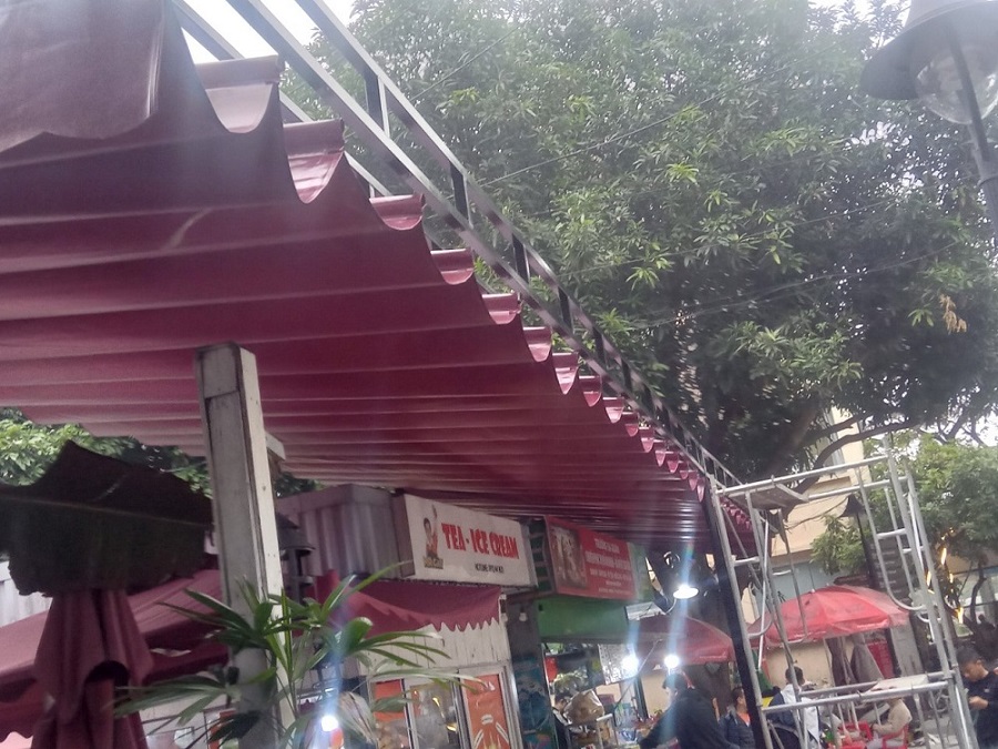Tư vấn lắp đặt giá bạt che quán cafe rẻ nhất mẫu mã đẹp